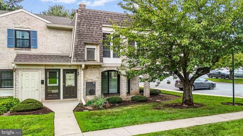 20 Valleybrook Dr, LANCASTER, PA, 17601-4617 | Card Image