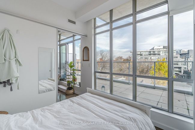 502 - 52 Sumach St, Condo with 1 bedrooms, 1 bathrooms and null parking in Toronto ON | Image 23