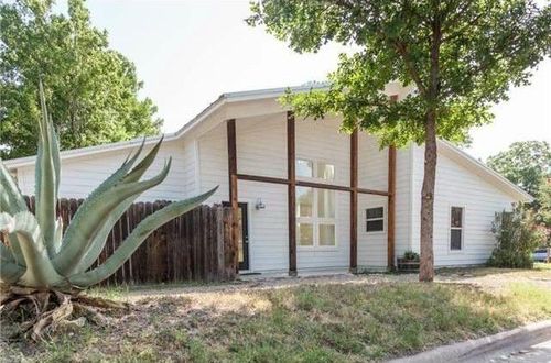 5500 Duval St, Austin, TX, 78751-1325 | Card Image