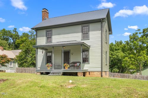 2411 Glencoe St, Burlington, NC, 27217-8892 | Card Image