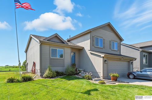 7506 N 92nd Ave, Omaha, NE, 68122-1218 | Card Image