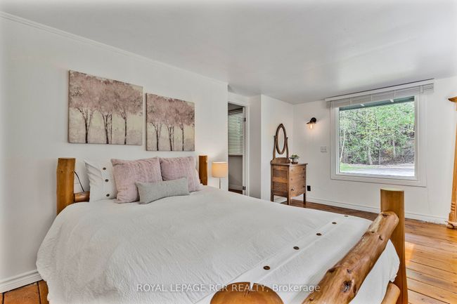 17329 Shaws Creek Rd, House other with 3 bedrooms, 2 bathrooms and 6 parking in Belfountain ON | Image 8