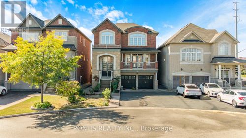 14 Arrowstone Court, Brampton (Sandringham-Wellington), ON, L6R0V5 | Card Image