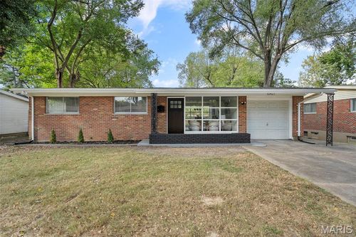 10421 Canfield Dr, Saint Louis, MO, 63136-5735 | Card Image