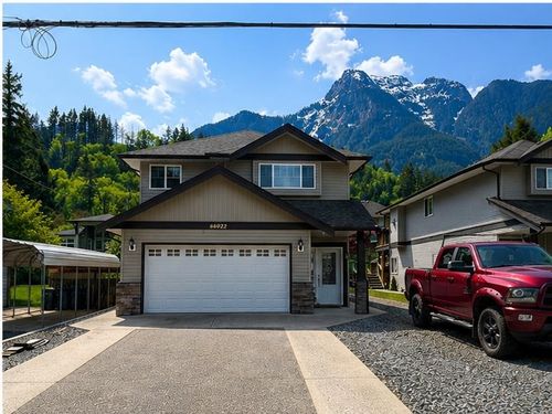 66022 Park Ave, Hope, BC, V0X1L1 | Card Image