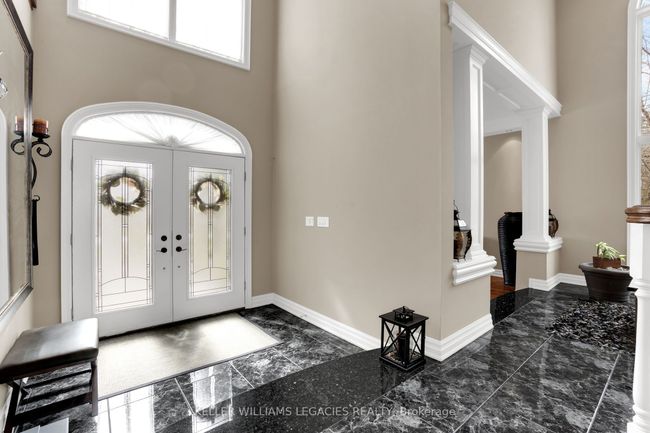 360 Conservation Dr, House other with 6 bedrooms, 4 bathrooms and 8 parking in Brampton ON | Image 5
