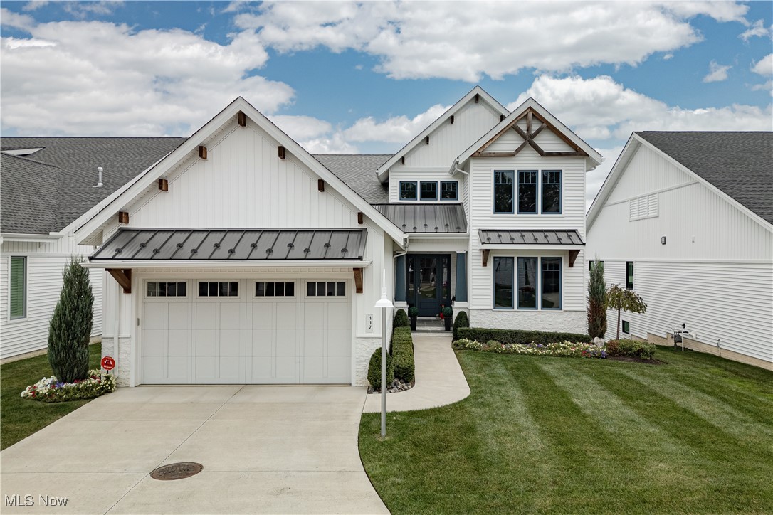 Bridgeport Way, Mayfield Hts, OH 44124