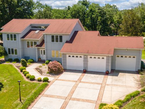 3201 Foxberry Cir, Carbondale, IL, 62901-5235 | Card Image