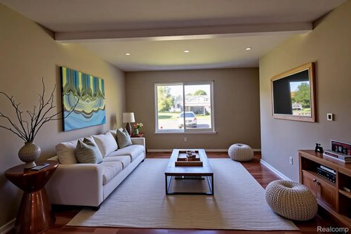 26074 Franklin Pointe Dr, Southfield, MI, 48034-1563 | Card Image