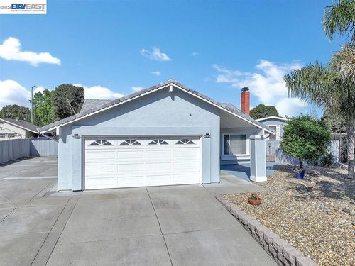 1972 Carnation Cir, Livermore, CA, 94551-6705 | Card Image