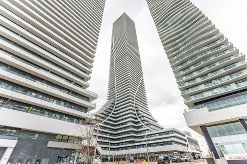 3913-30 Shore Breeze Dr, Etobicoke, ON, M8V0J1 | Card Image