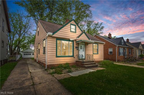 2303 Tuxedo Ave, Parma, OH, 44134-1544 | Card Image