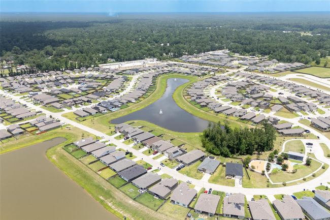 The park is located just past 3 houses down from this home. Convenient access to 59, 242, and in close proximity to MANY developments flourishing down the street. This is an excellent location! | Image 39