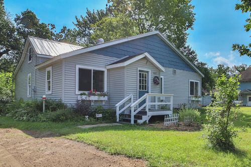 612 3rd St N, Pine River, MN, 56474-4433 | Card Image