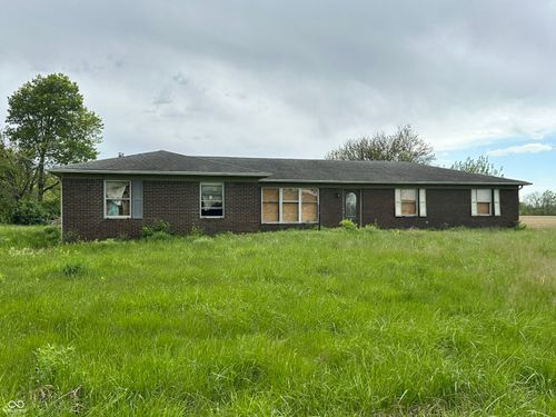 6016 N Deckshire Ln, Shirley, IN, 47384-9748 | Card Image