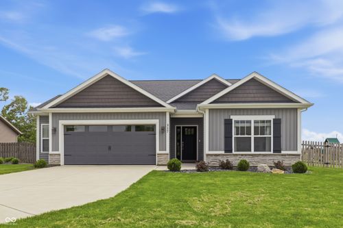 317 E Quail Drive, Oxford, IN, 47971 | Card Image