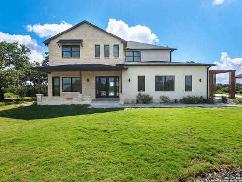 1054 Star Rdg, Spring Branch, TX, 78070-5048 | Card Image