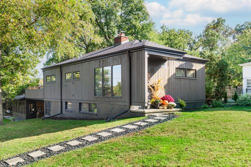 797 Forest Ave, Glen Ellyn, IL, 60137-3940 | Card Image