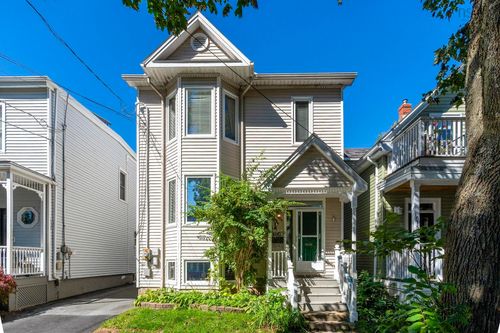 6161 Lawrence St, House with 4 bedrooms, 4 bathrooms and 2 parking in Halifax NS | Card Image