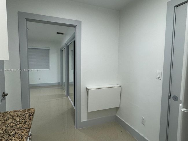 EFFICIENCY - 1370 W 84 Th St, Home with 1 bedrooms, 1 bathrooms and null parking in Hialeah FL | Image 13