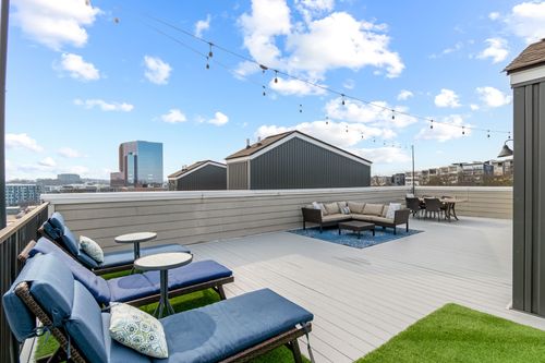 512 31st Ave N, Nashville, TN, 37209-4008 | Card Image