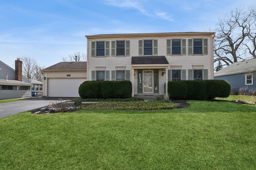 5573 Barnwood Dr, Gurnee, IL, 60031-1061 | Card Image
