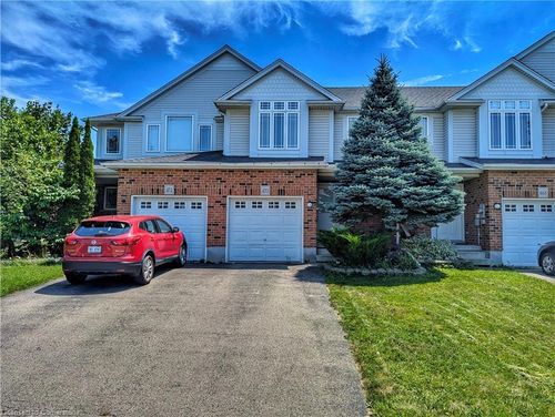 470 Annapolis Crt, Waterloo, ON, N2K4E8 | Card Image