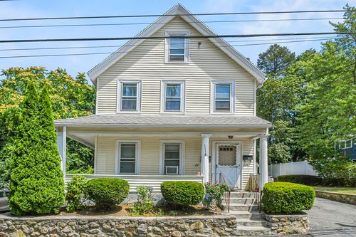 22 Beacon St, Woburn, MA, 01801-4815 | Card Image