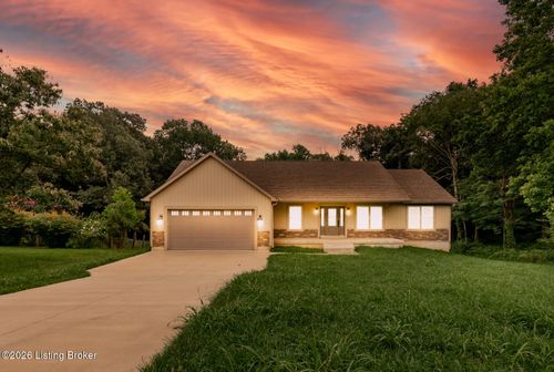 369 Meadowview Dr, Elizabethtown, KY, 42701-8814 | Card Image