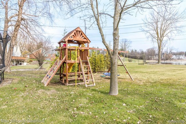 3403 Chickering Ln, House other with 4 bedrooms, 5 bathrooms and null parking in Bloomfield Hills MI | Image 76