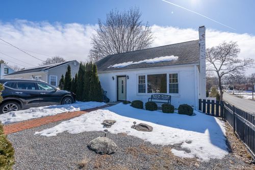 27 Walnut Street, New Windsor, NY, 12553 | Card Image