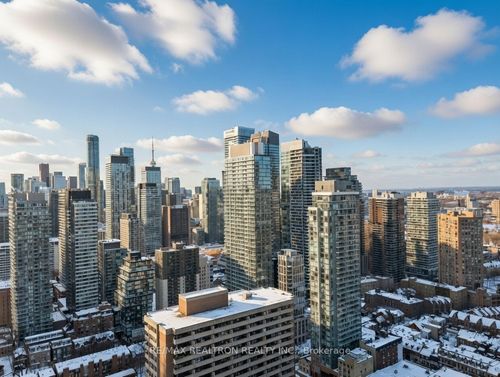 3604-55 Charles St E, Toronto, ON, M4Y0J1 | Card Image