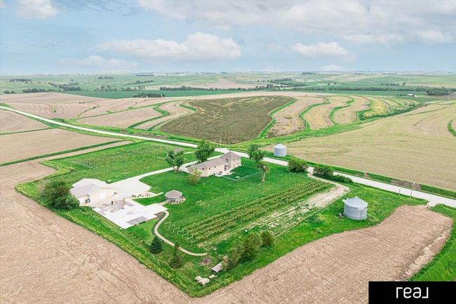 31506 Pioneer Trl, House other with 6 bedrooms, 3 bathrooms and 8 parking in Treynor IA | Image 95