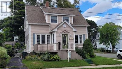 31 Royal Ave, House other with 3 bedrooms, 1 bathrooms and null parking in Sydney NS | Image 1