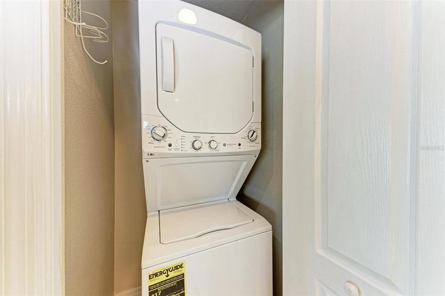 Downstairs laundry | Image 14