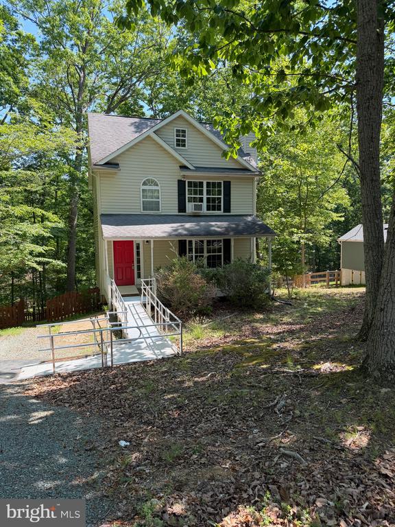 Residential in PALMYRA 4