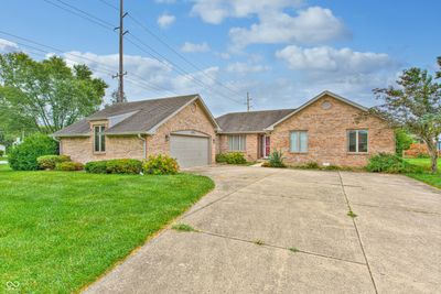 899 Sycamore Street, House other with 3 bedrooms, 2 bathrooms and null parking in Brownsburg IN | Image 1