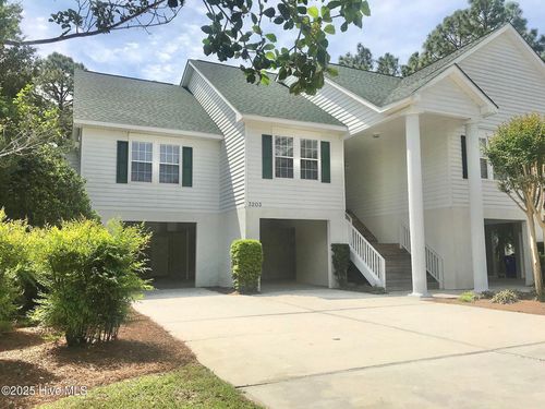 3203 St James Dr, Southport, NC, 28461-8537 | Card Image