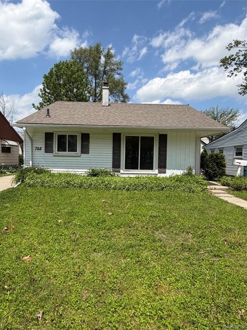 768 W Mapledale Ave, Hazel Park, MI, 48030-1044 | Card Image
