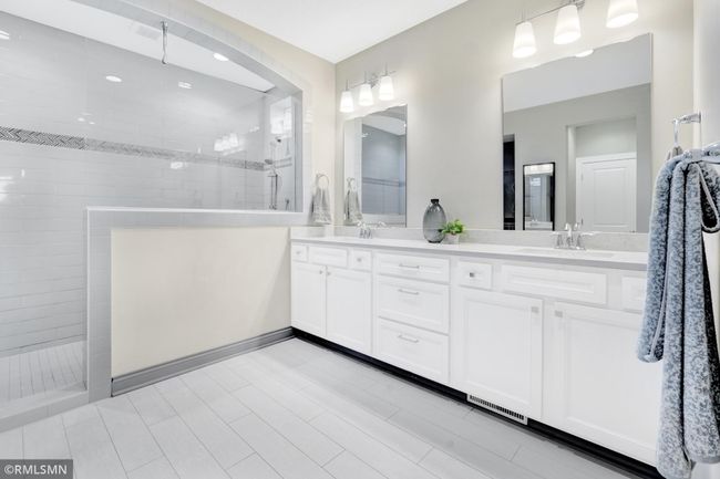 MasterBathB.jpg | Image 18