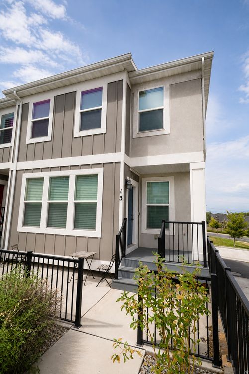 13-1285 Winchester St, Murray, UT, 84123-6984 | Card Image