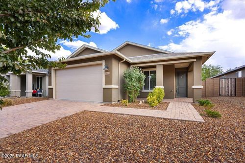 1643 Stratford Pl, Chino Valley, AZ, 86323-5869 | Card Image