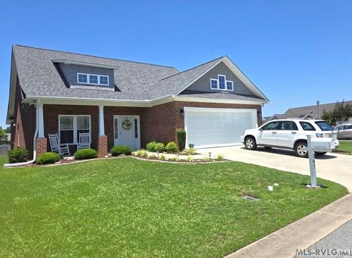 107 Savannah Cir N, Roanoke Rapids, NC, 27870-6124 | Card Image