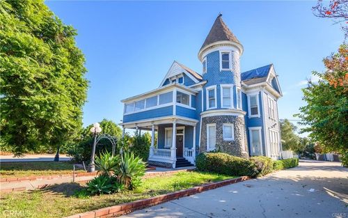 961 W Holt Blvd, Ontario, CA, 91762-3600 | Card Image