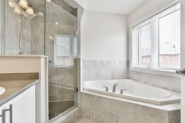 5 Alatera Ave, House attached with 3 bedrooms, 3 bathrooms and 2 parking in Markham ON | Image 32