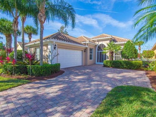 5250 Eleuthra Cir, Vero Beach, FL, 32967-7639 | Card Image