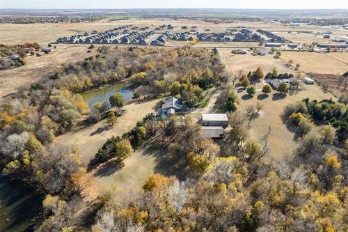 1910 Sunflower Rd Ne, Piedmont, OK, 73078-9246 | Card Image