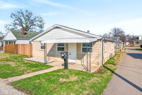 2031 Elm St, Columbus, IN, 47201-4339 | Card Image