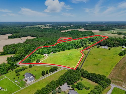 2620 Nahunta Rd, Pikeville, NC, 27863-8631 | Card Image