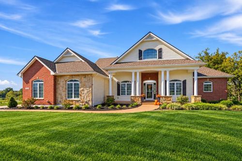 1501 Whispering Rdg, Pleasant Hill, MO, 64080-6575 | Card Image